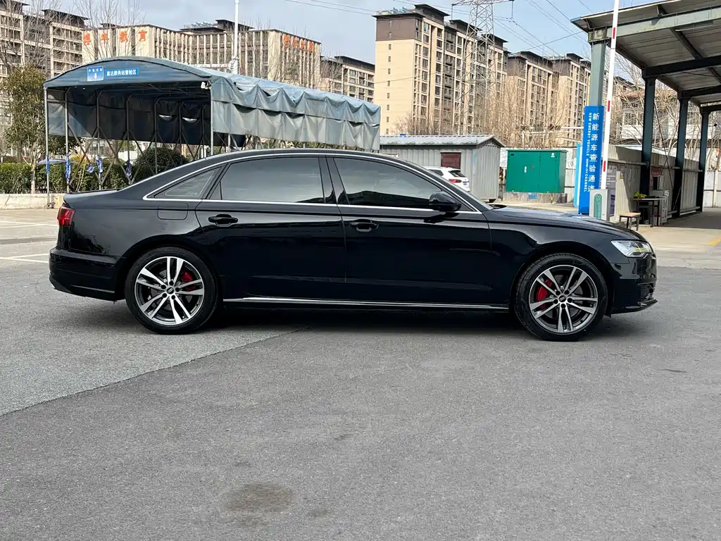 Audi A6L 2016 — фото 7
