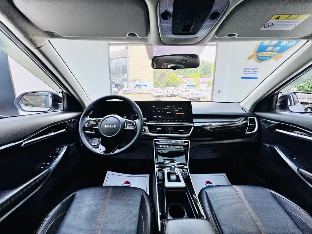 Kia KX3 2022 — фото 18