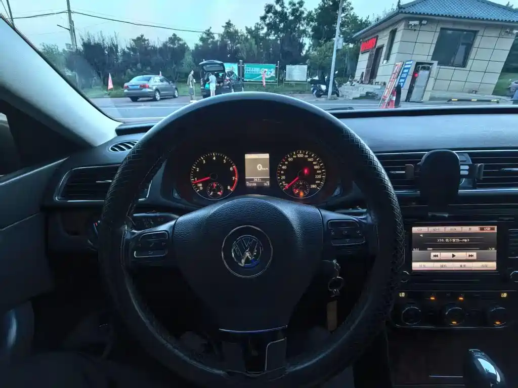 Volkswagen Passat 2012