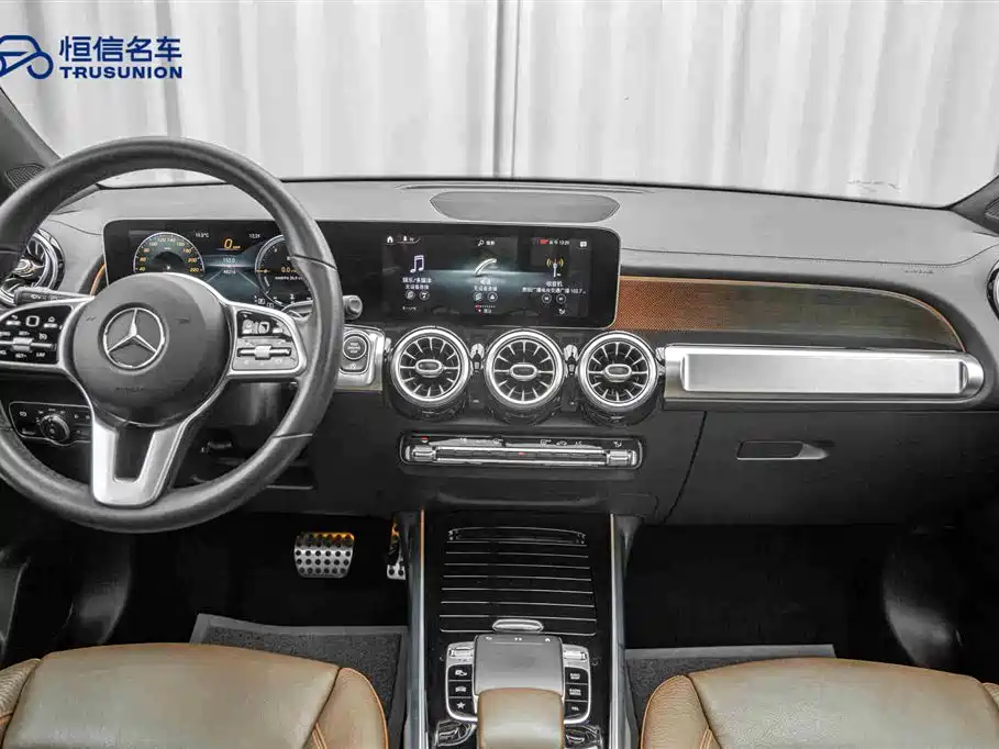 Mercedes-Benz GLB 2020 — фото 13
