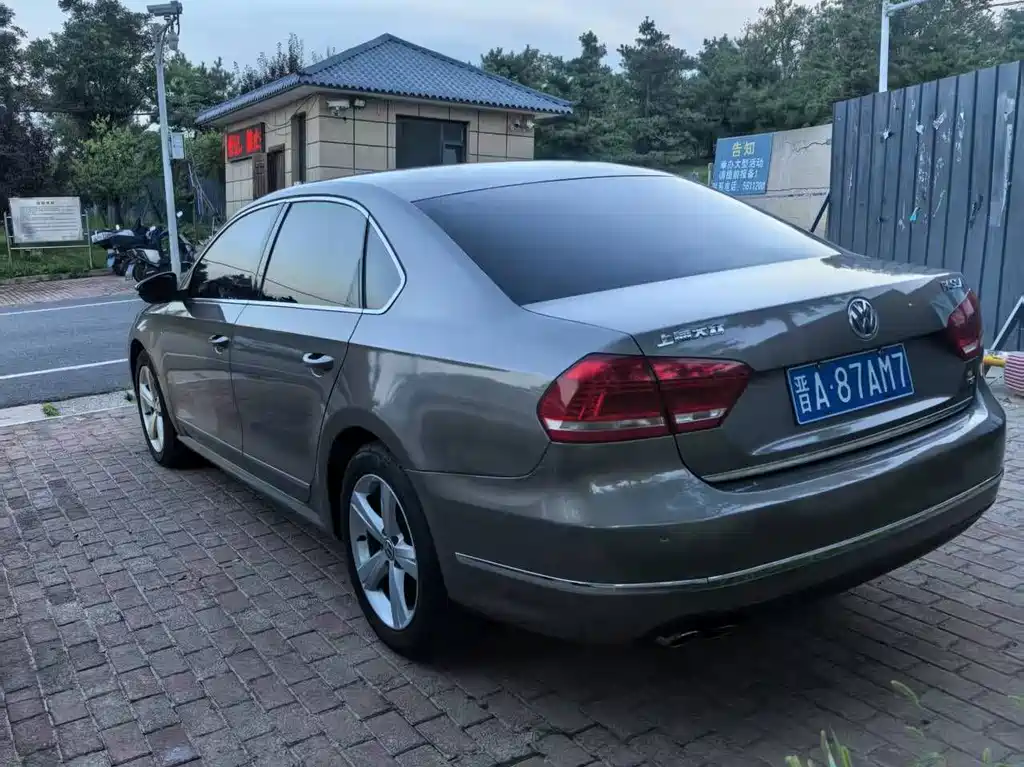 Volkswagen Passat 2012