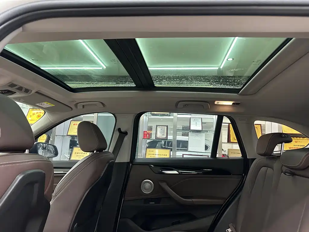 BMW X1 2021 — фото 10