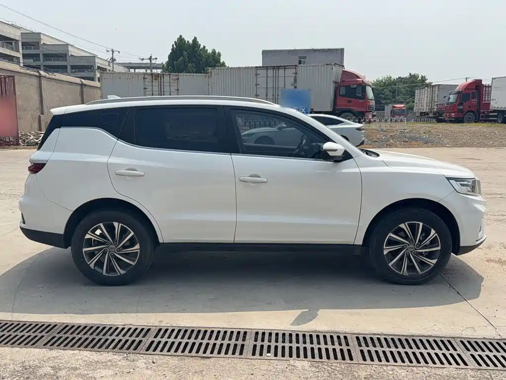 Geely Vision X6 2021