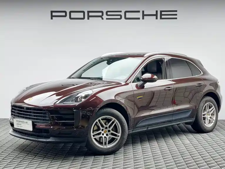 Porsche Macan 2019 — фото 1