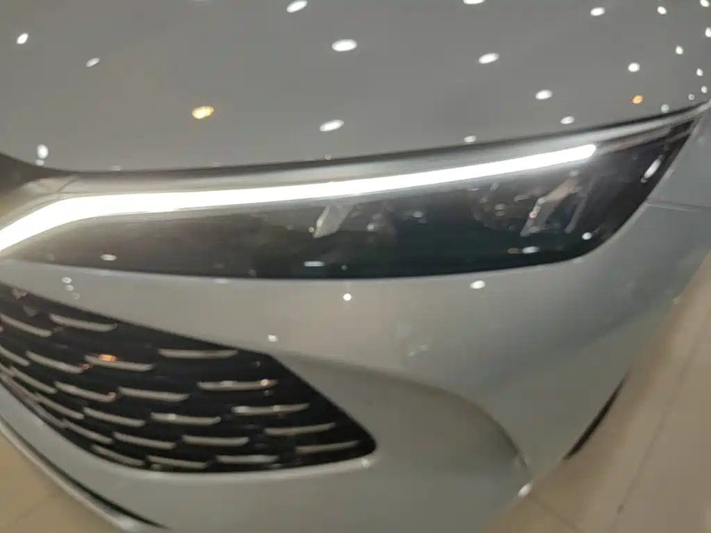 BYD Qin L 2025 — фото 24