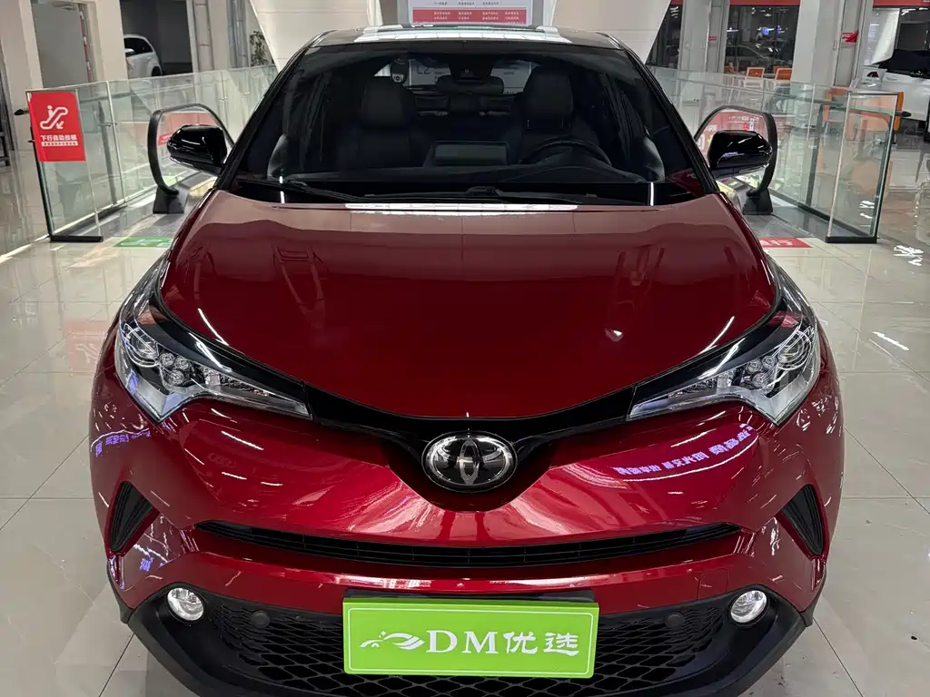Toyota C-HR 2021 — фото 2