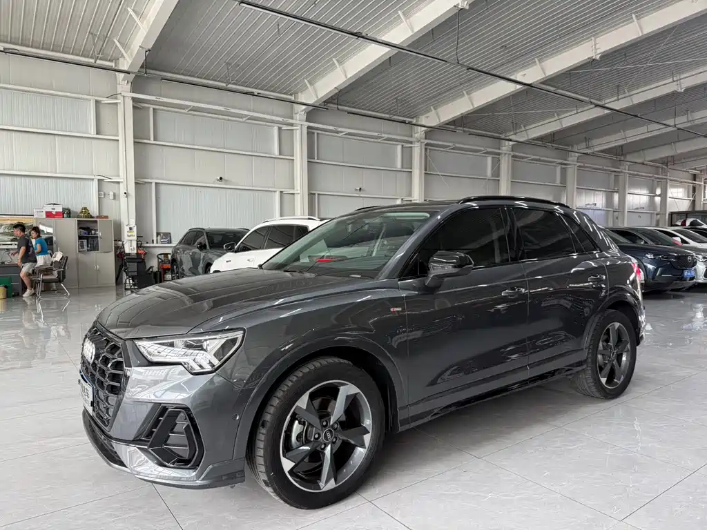 Audi Q3 2022