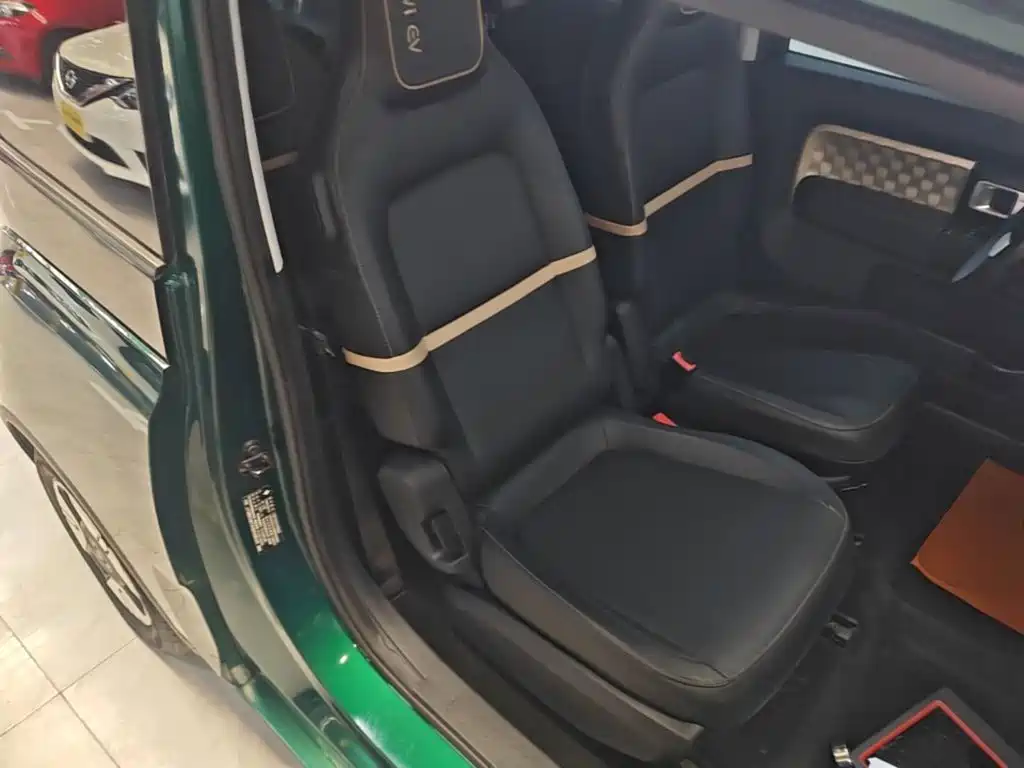 Baojun KiWi EV 2023 — фото 25