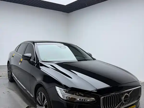 Volvo S90 2024