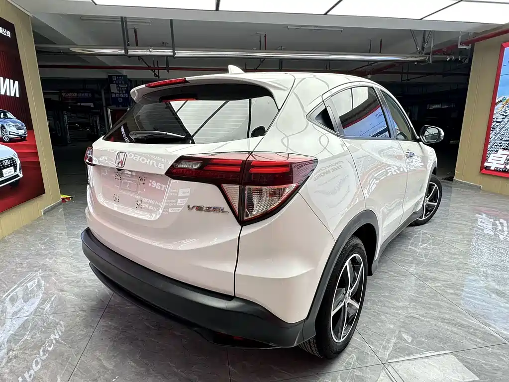 Honda Vezel 2022 — фото 5
