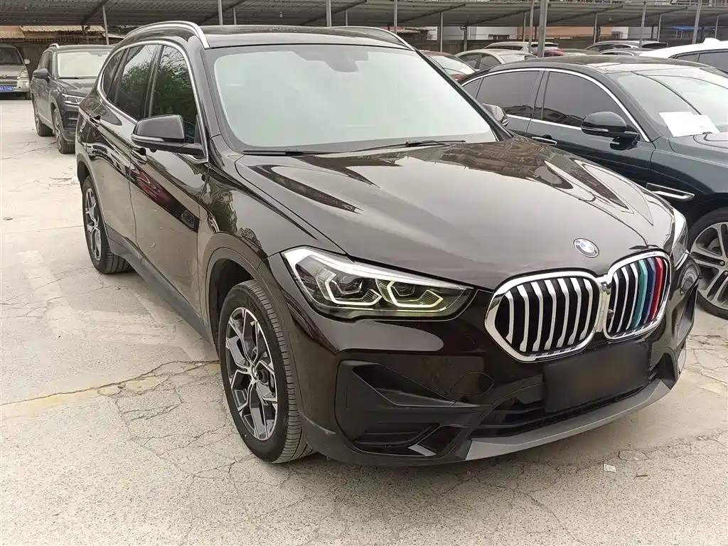 BMW X1 2022 — фото 4