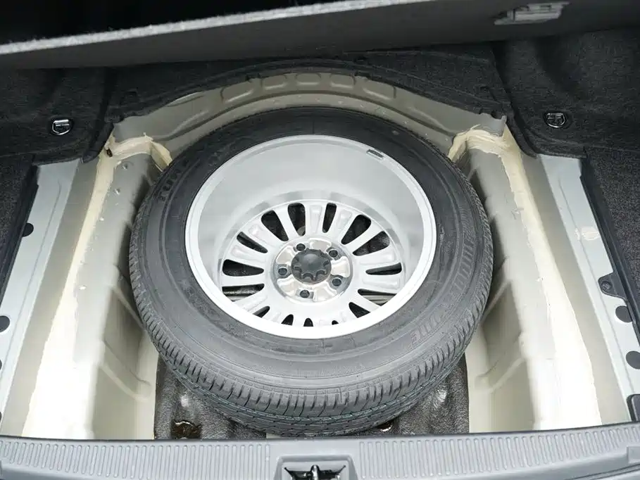 Toyota Crown 2008 — фото 23