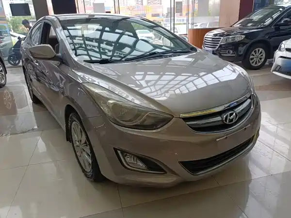 Hyundai Elantra Langdong 2015