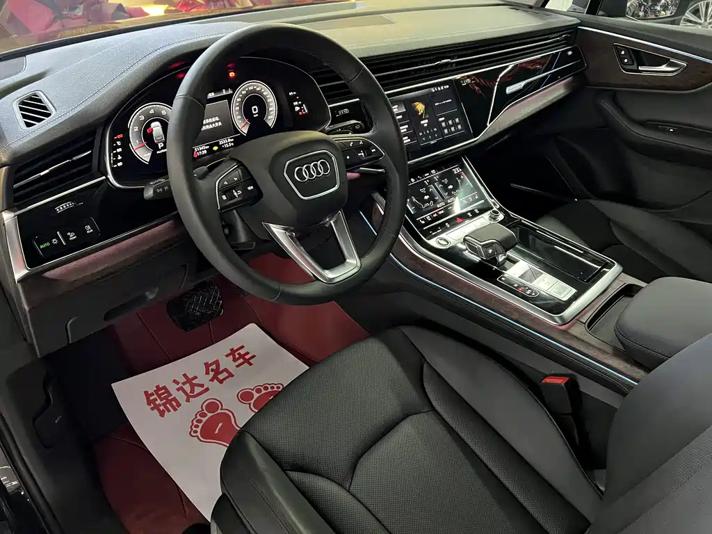 Audi Q7 2023 — фото 4