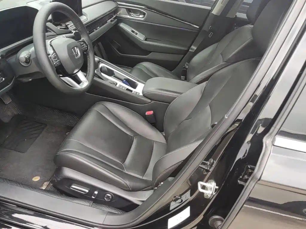 Honda Accord 2023 — фото 15