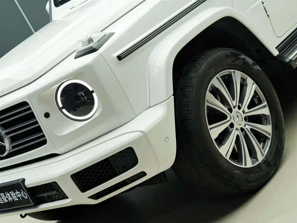 Mercedes-Benz G-Class 2023 — фото 2