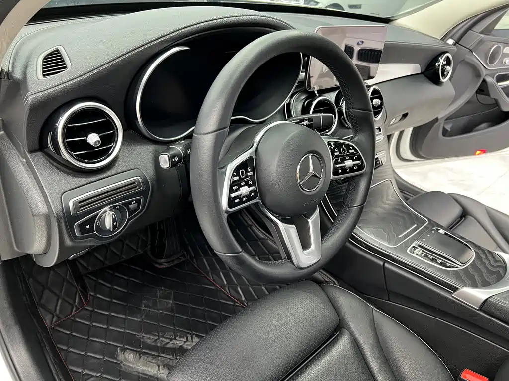 Mercedes-Benz C-Class 2019