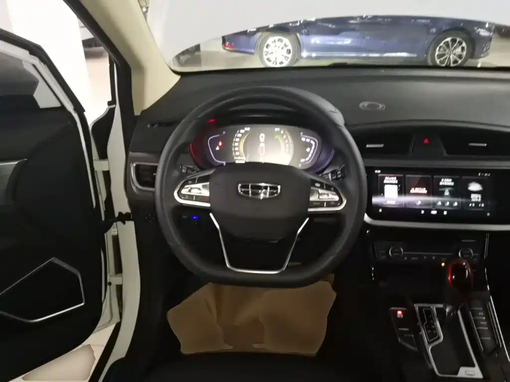 Geely Emgrand GS 2020 — фото 11