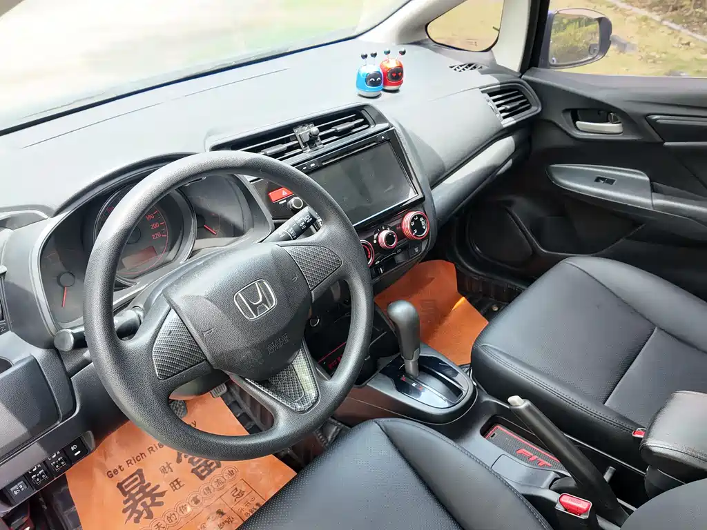 Honda Fit 2018 — фото 35