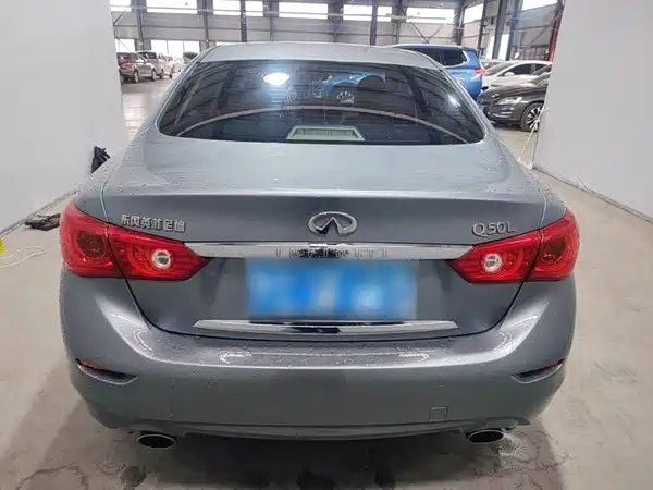 Infiniti Q50L 2015