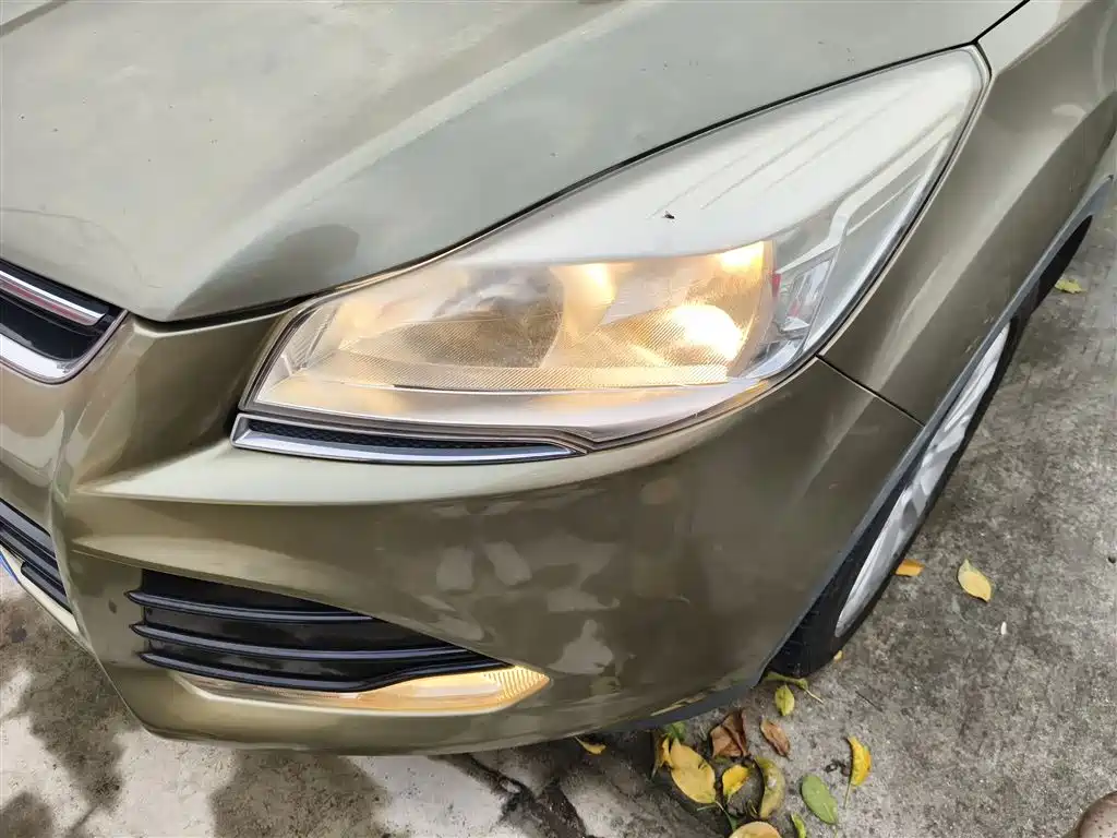 Ford Kuga 2015 — фото 18