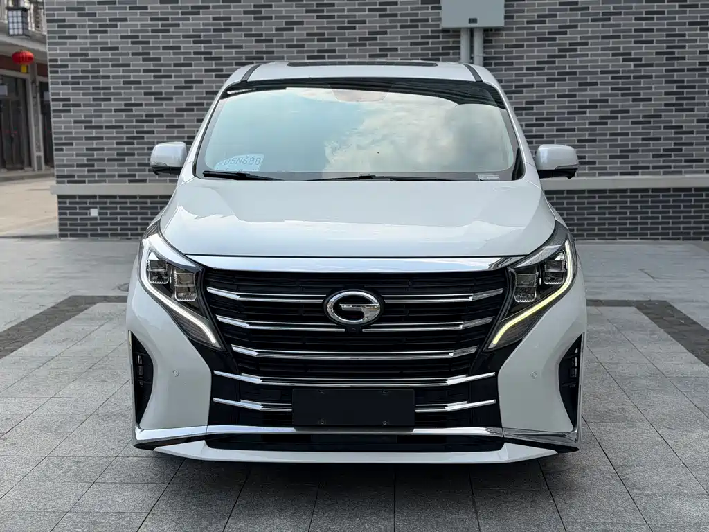 GAC Motor Trumpchi M8 2022 — фото 2