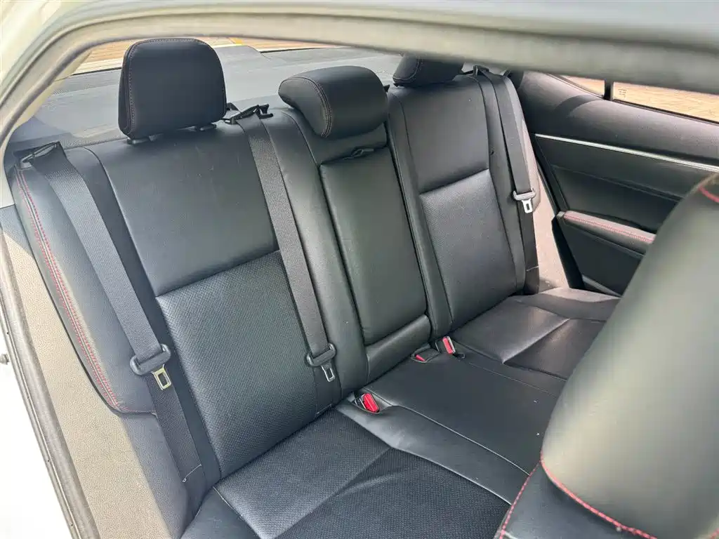 Toyota Corolla 2019 — фото 20