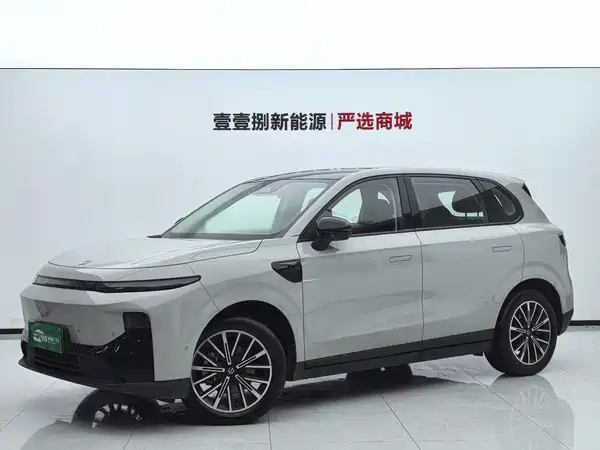 Leapmotor B10 2025