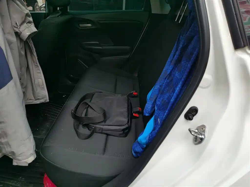 Honda Fit 2018 — фото 17