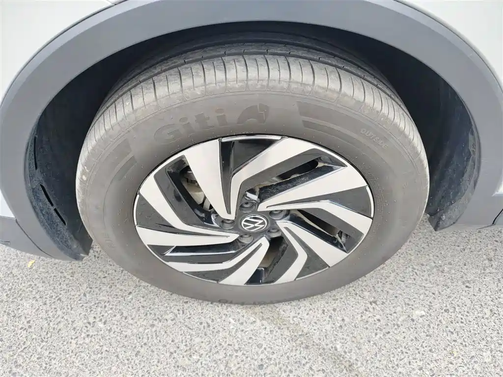 Volkswagen Tiguan L 2025 — фото 25