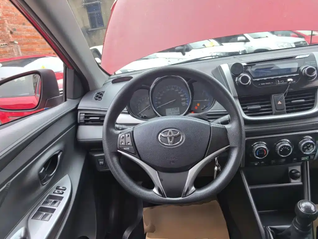 Toyota Vios FS 2017 — фото 11
