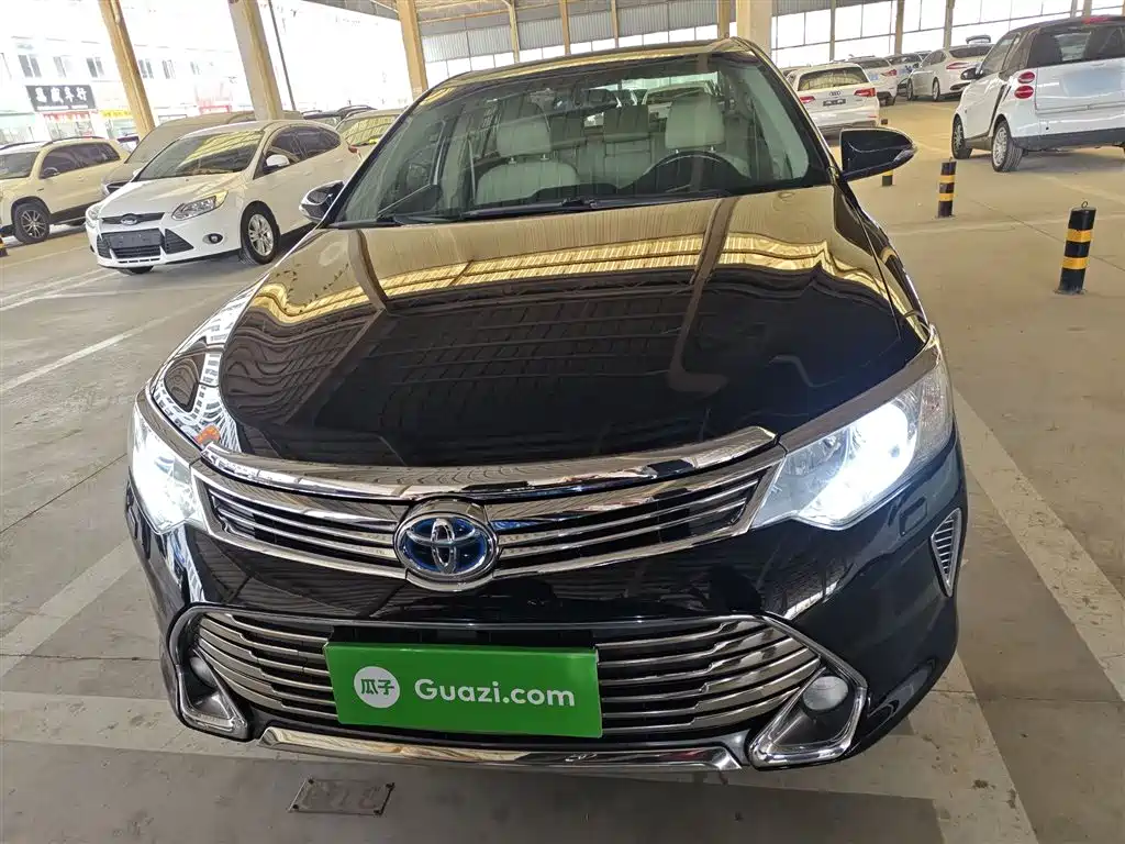 Toyota Camry 2016 — фото 3