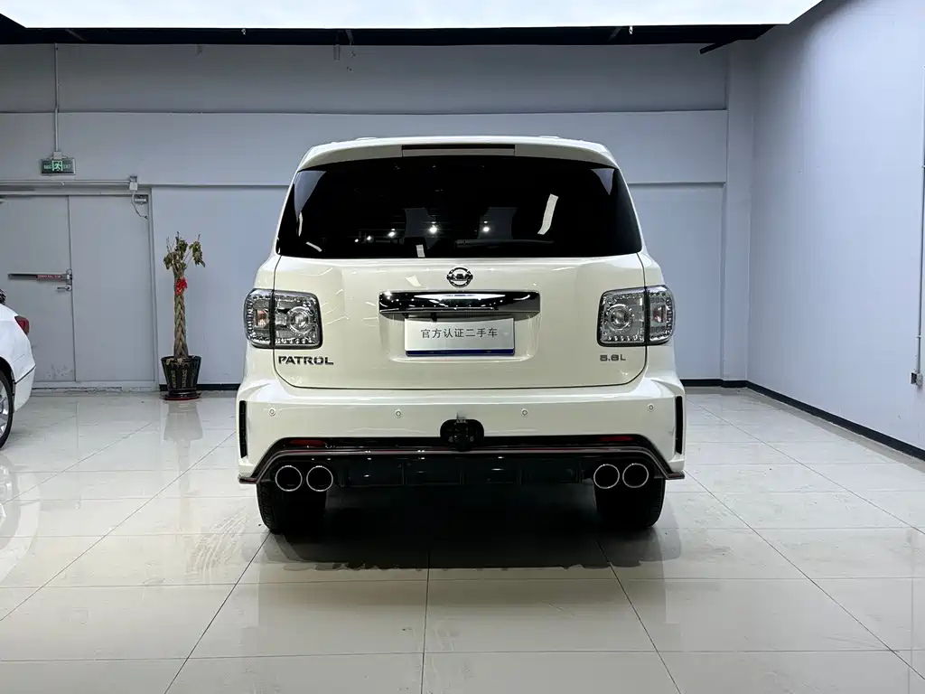 Nissan Patrol 2018 — фото 12