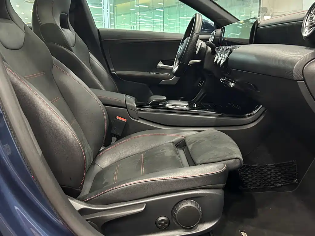 Mercedes-Benz CLA 2020 — фото 16
