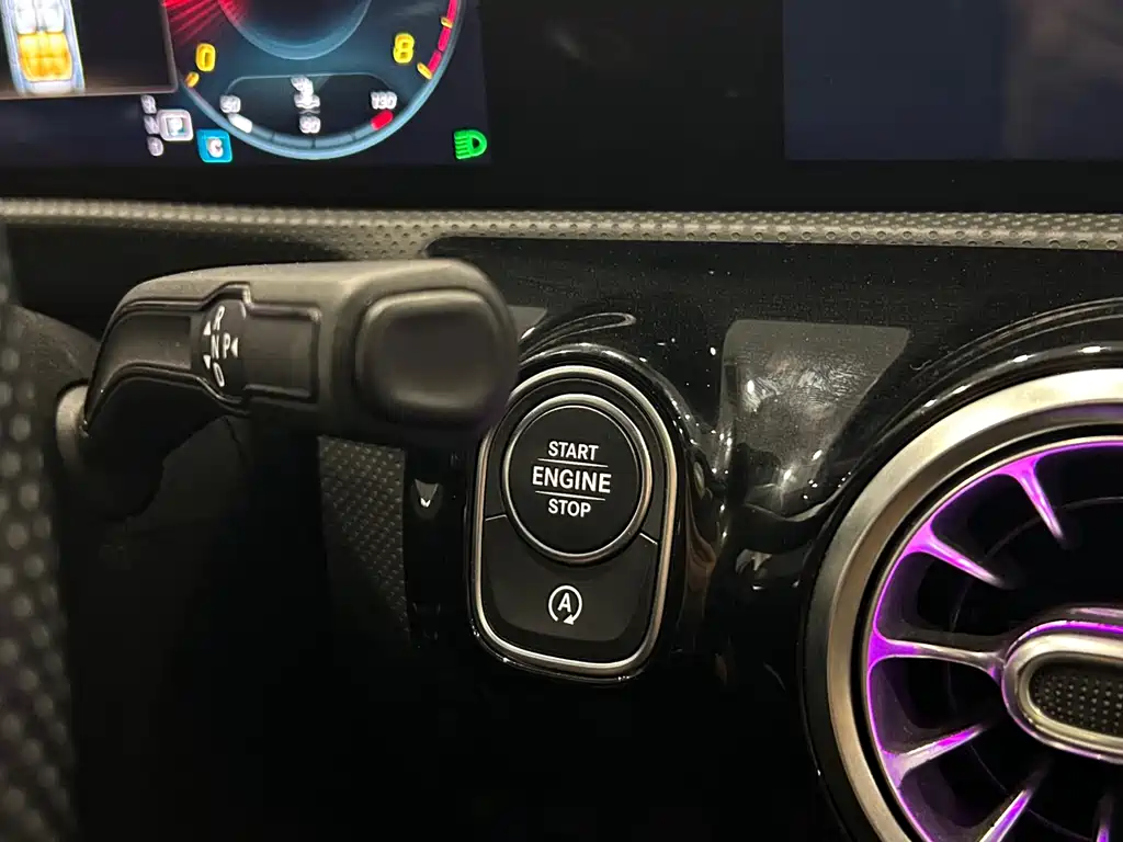 Mercedes-Benz CLA 2020 — фото 13