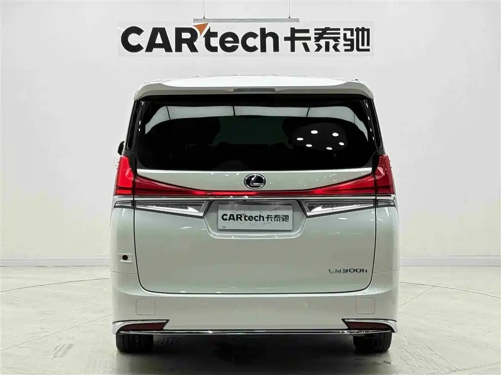 Toyota Alphard 2019 — фото 6