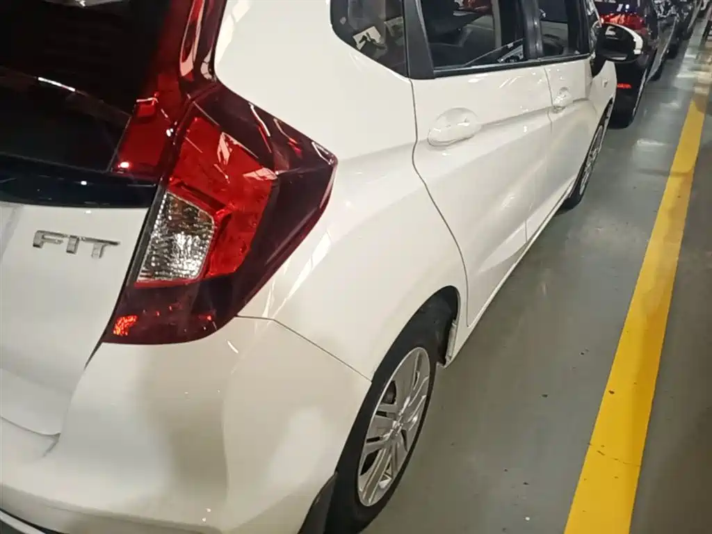 Honda Fit 2020 — фото 8