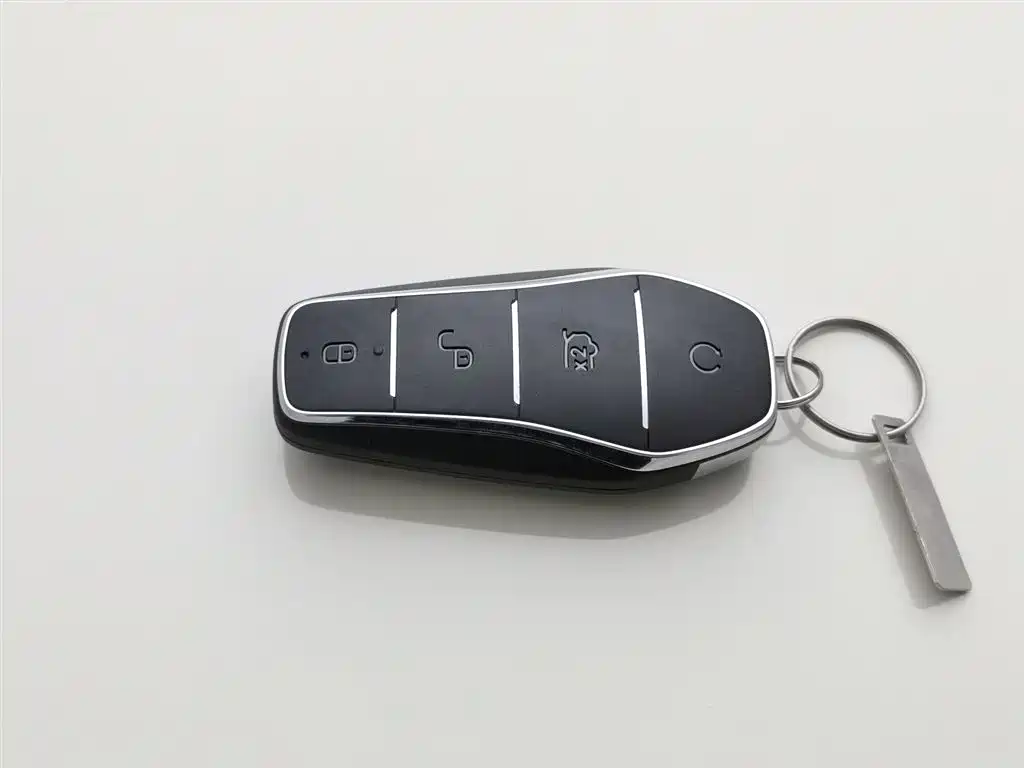 BYD Seal 07 DM-i 2025 — фото 19