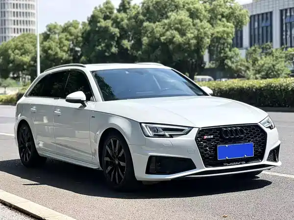 Audi A4 2020