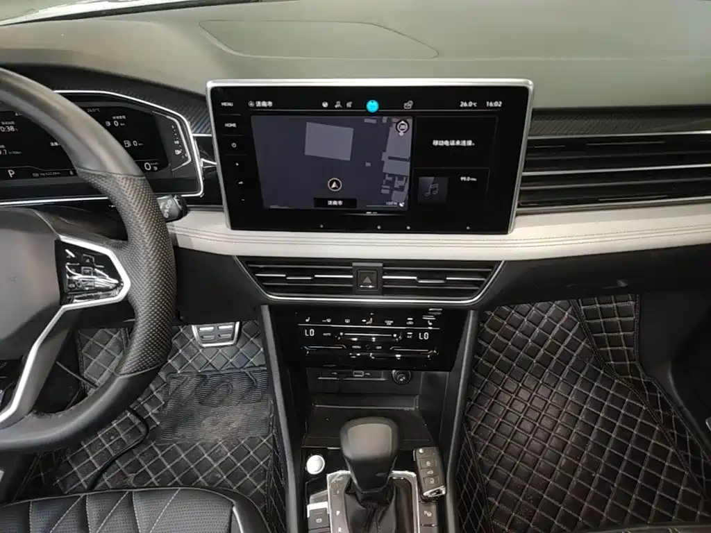 Volkswagen Tiguan L 2023 — фото 13