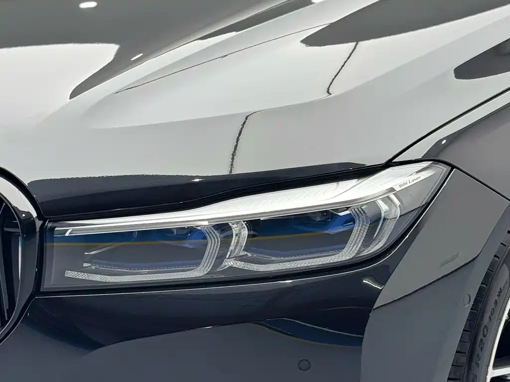 BMW 7 Series 2021 — фото 11