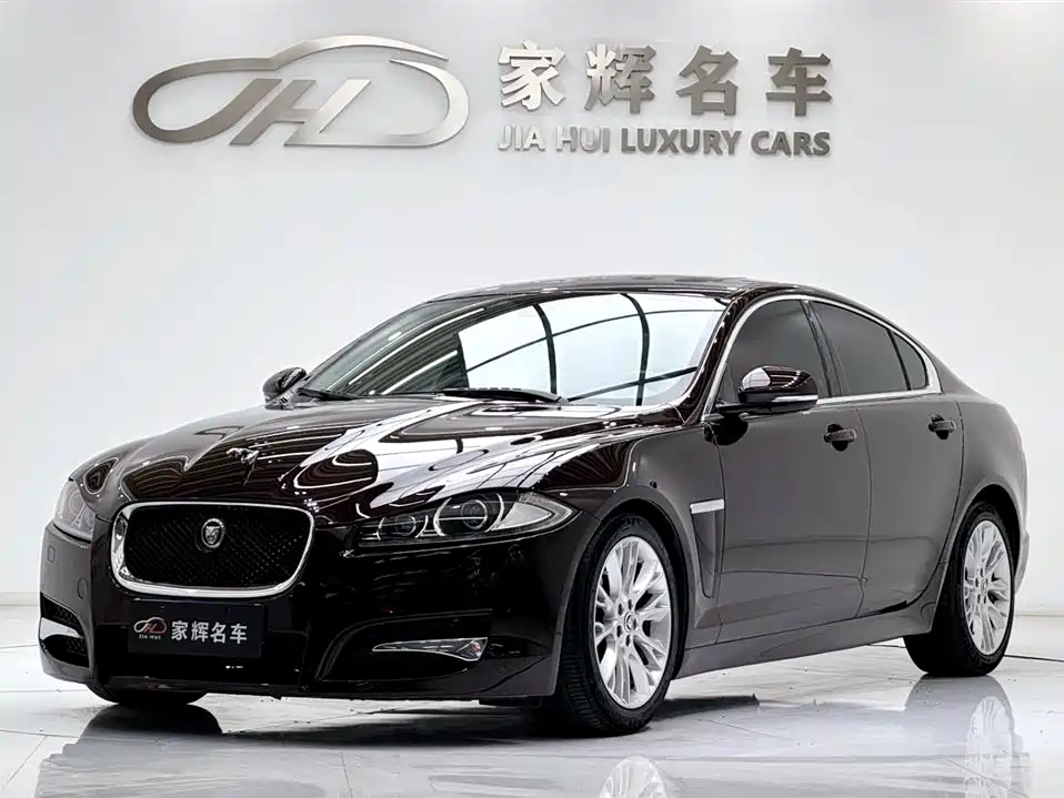 Jaguar XF 2013 — фото 1