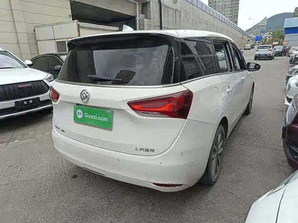 Buick GL6 2019