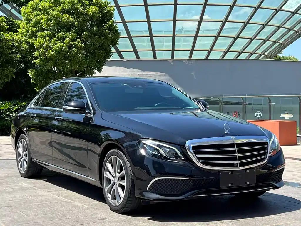 Mercedes-Benz E-Class 2017 — фото 3