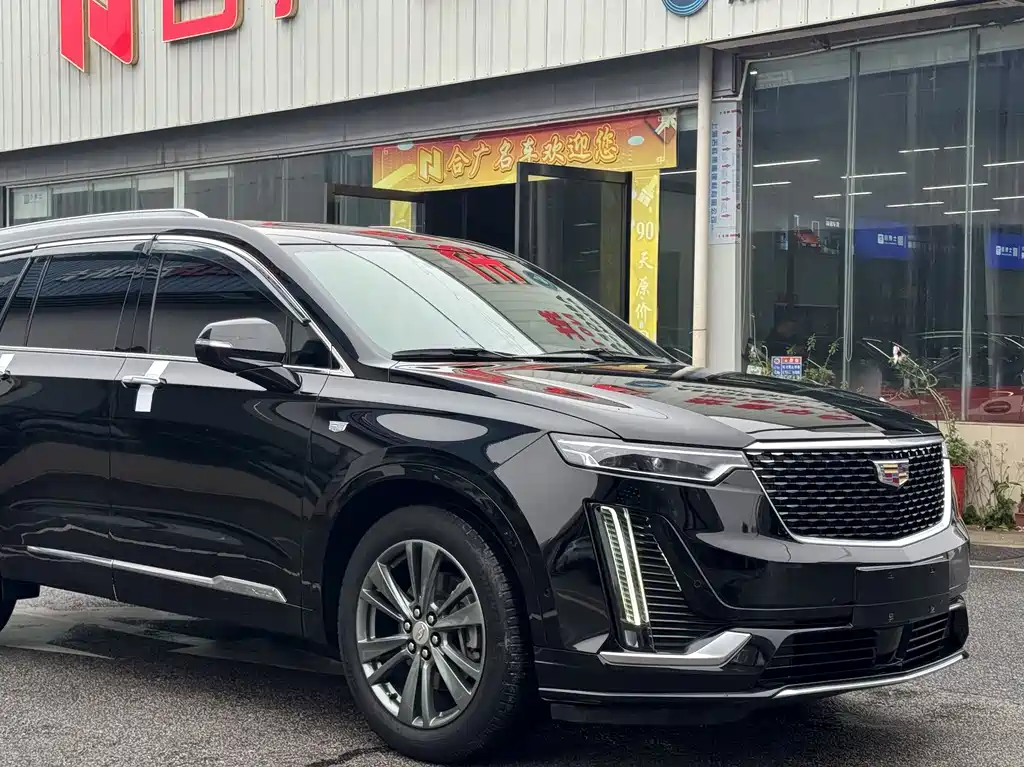 Cadillac XT6 2020 — фото 9