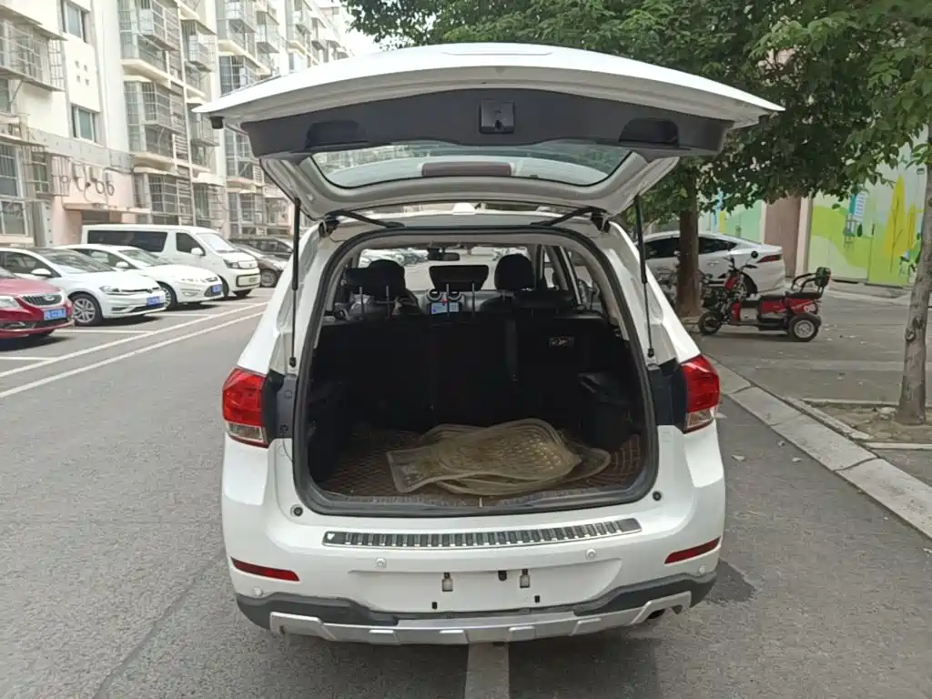 Haval H6 2015 — фото 19