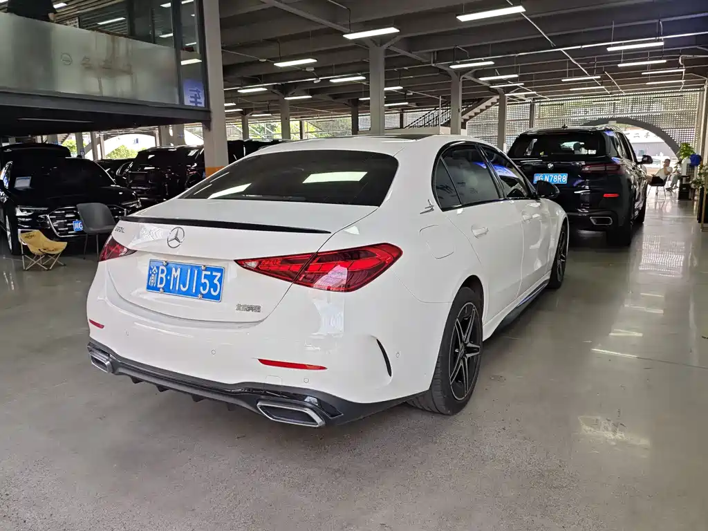 Mercedes-Benz C-Class 2023