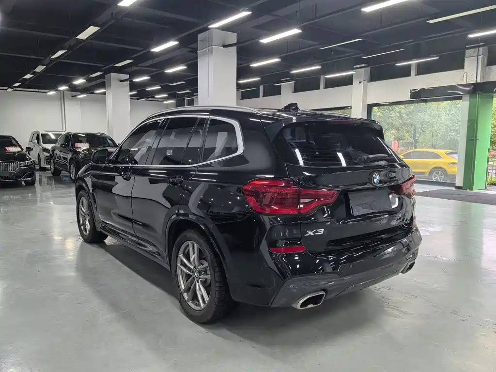 BMW X3 2021
