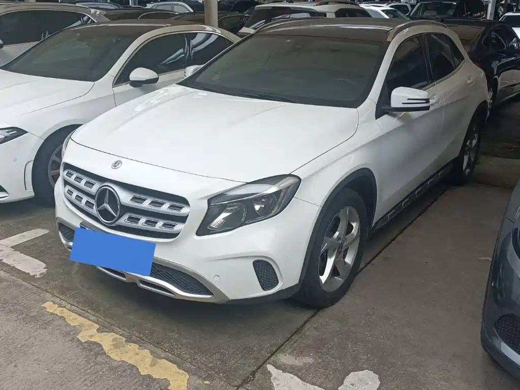 Mercedes-Benz GLA 2018 — фото 1