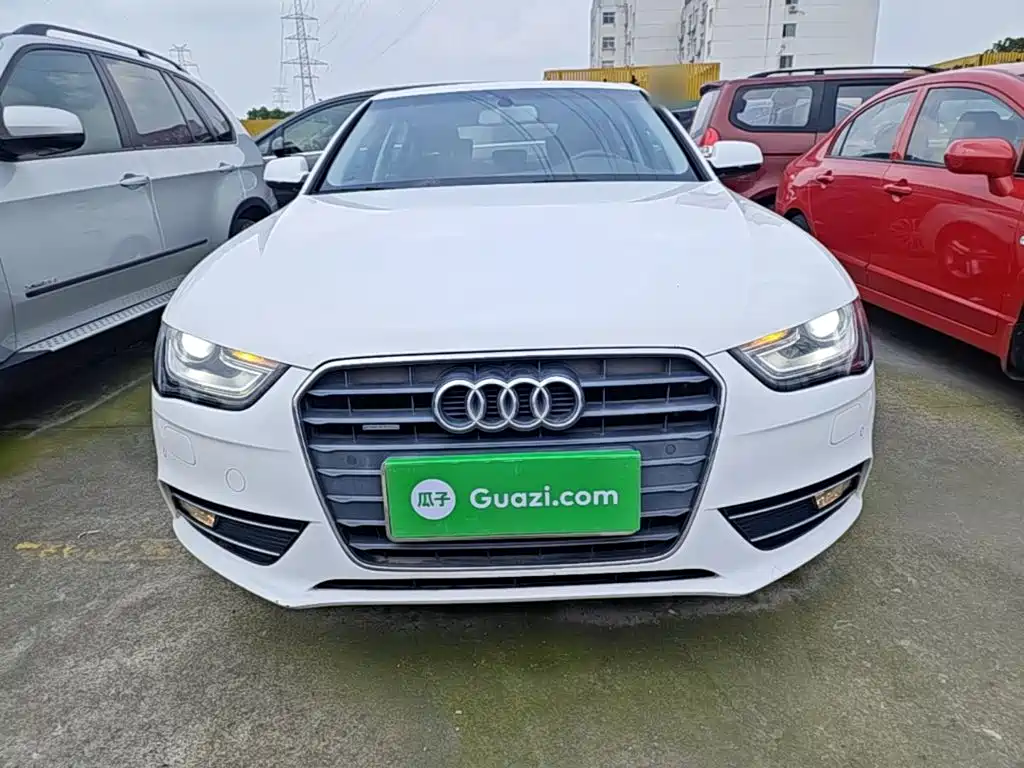 Audi A4L 2015